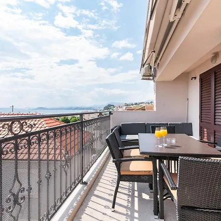 Amigos بيت ضيافة