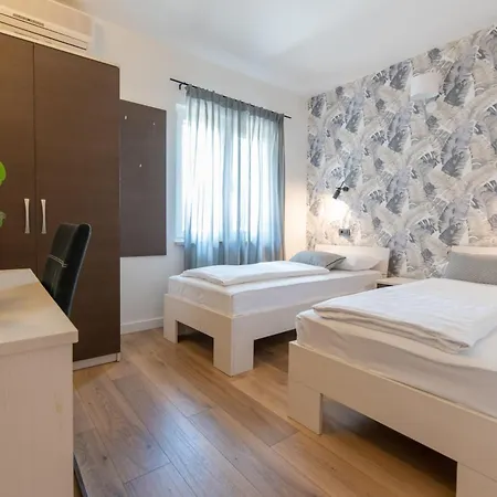 Amigos Guest house
