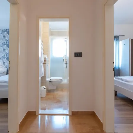 Guest house Amigos Podstrana